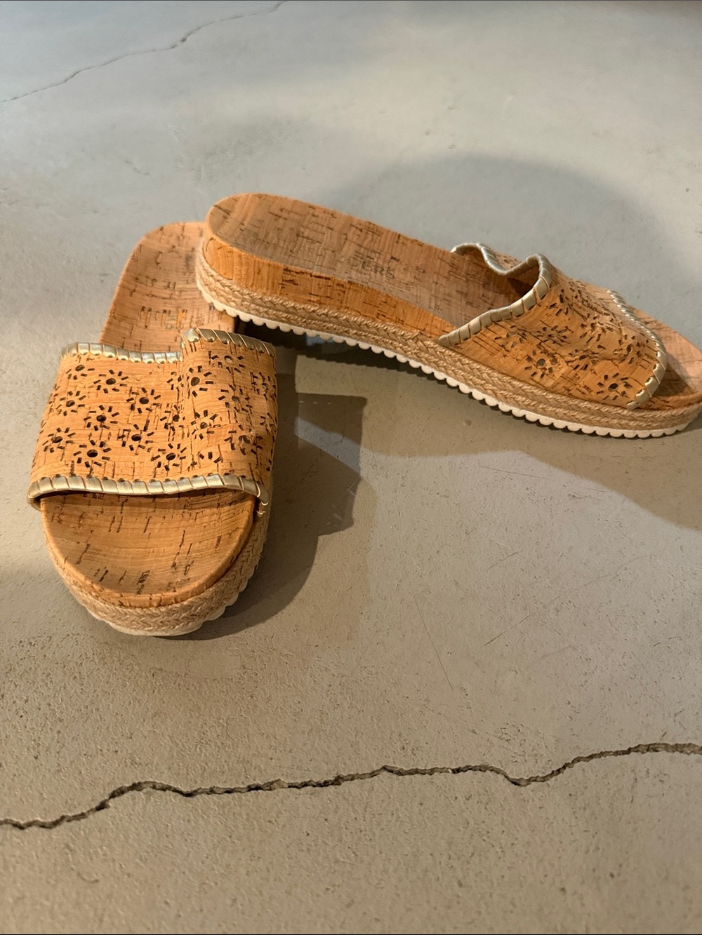 Jack Rogers Cork Perforated Slide Sandals Size 8 - Picture 2 of 8